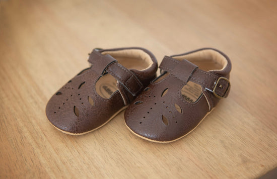 Load image into Gallery viewer, Adorable Baby Girl Shoes - Chestnut, Dark Brown or Beige - Cheerful Lane
