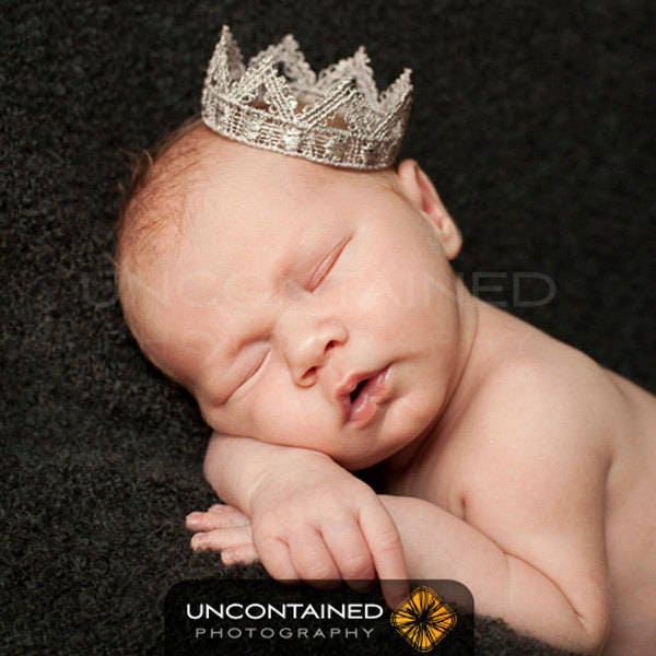 Baby Boy Crown Photo Prop - Darling - Cheerful Lane