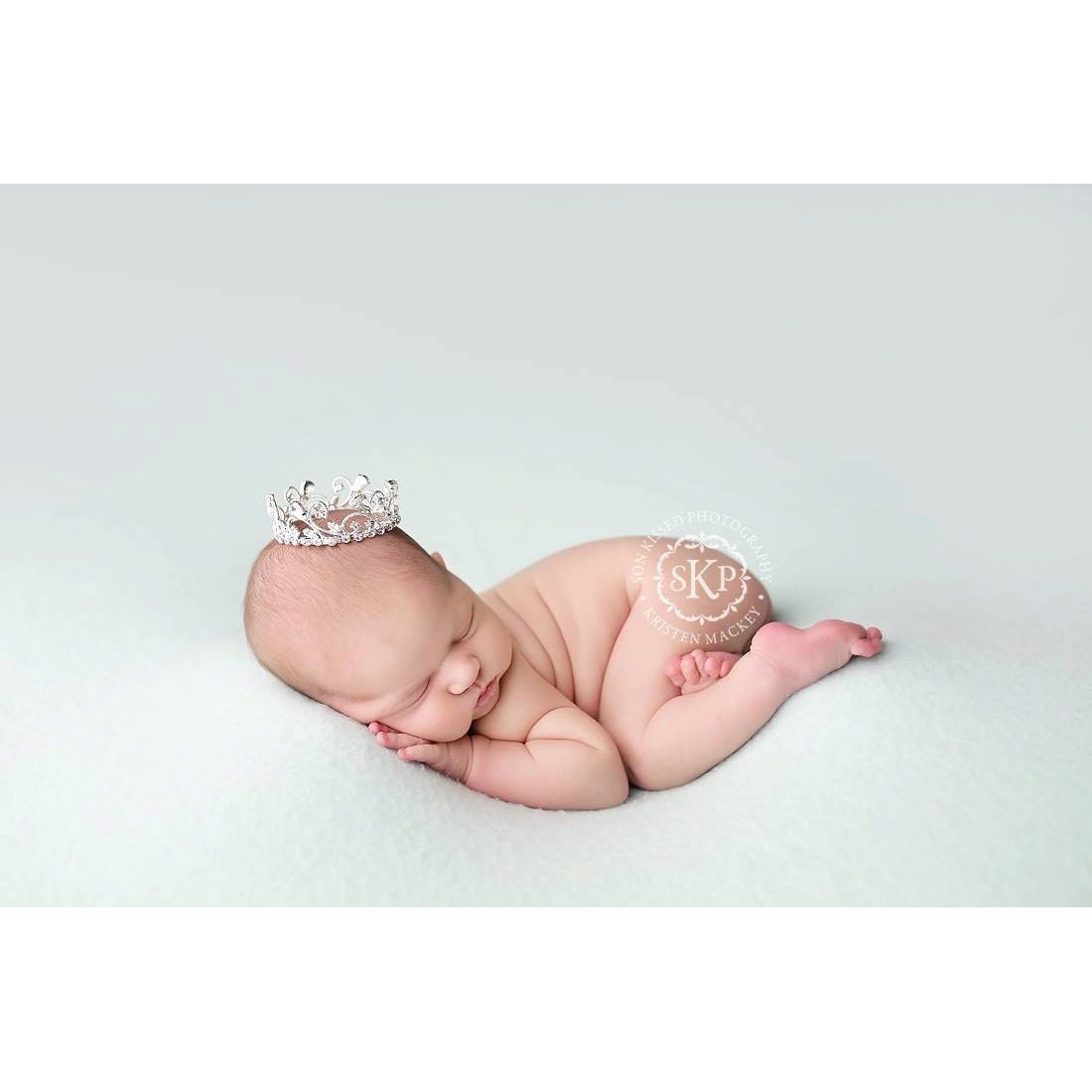 Newborn Crown Photo Prop - Ruth - Cheerful Lane