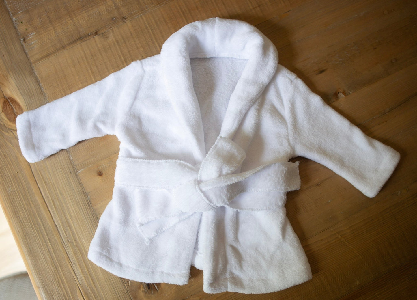 Load image into Gallery viewer, Newborn Photo Prop Robe and Towel Set - White or Pink - Cheerful Lane
