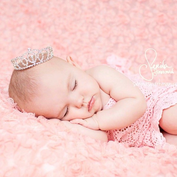 Newborn tiara photo prop - Bianca - Cheerful Lane